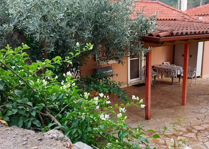 Apartman The Seasons Of Nickolas *