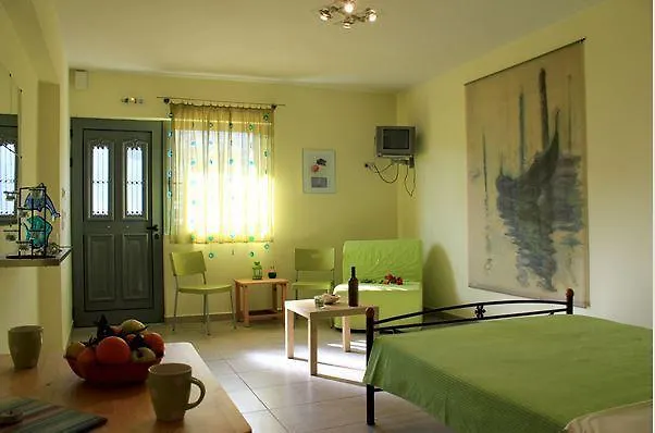 Apartman The Seasons Of Nickolas Ajía Effimía