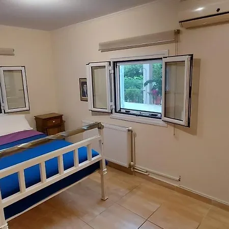 The Seasons Of Nickolas Apartment Agia Efimia